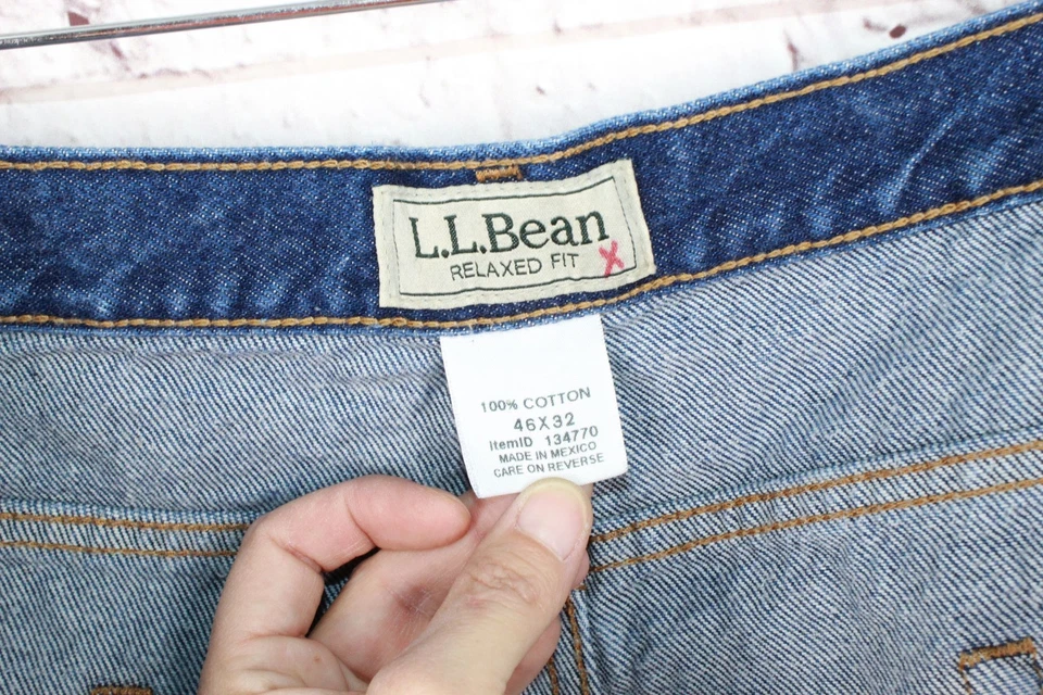 LL Bean Men's Double L Jeans Relaxed Fit Straight Leg Cotton Dark Wash 46x32 - Image 4 of 4