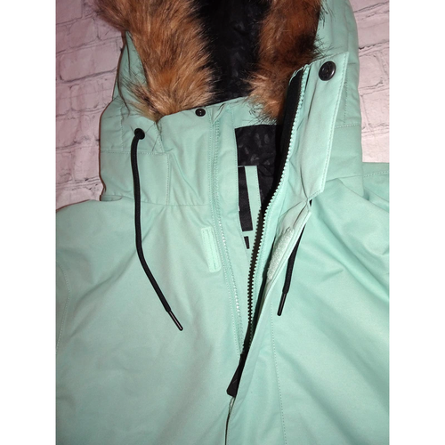 Volcom Women's Fawn Insulated Winter Jacket -M (small defect on front) - Picture 12 of 15