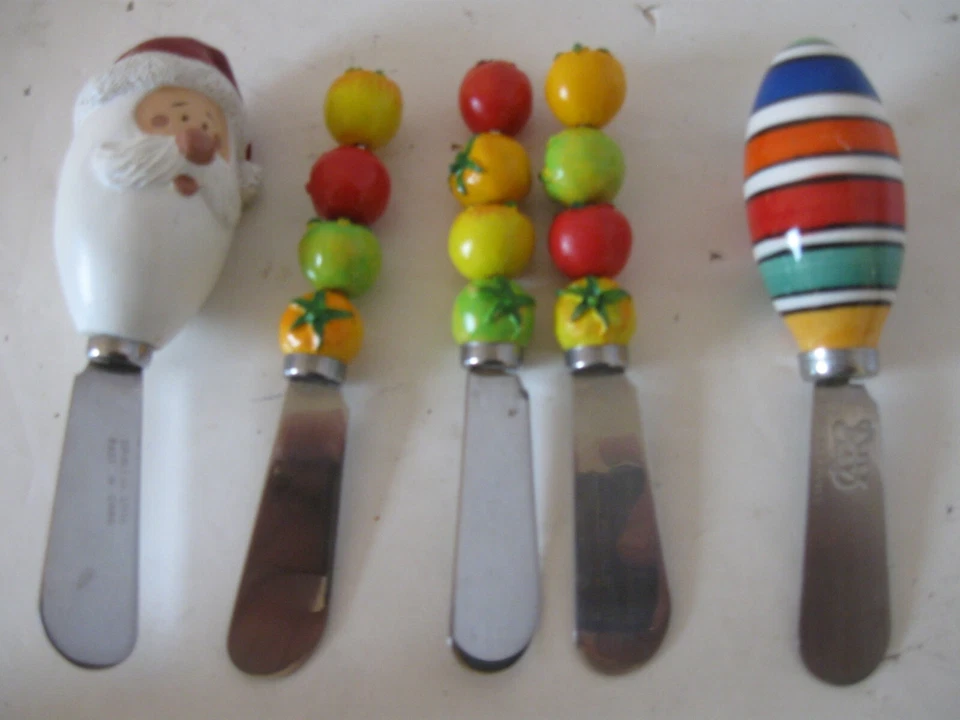 ESPARCIDORES DE QUESO COLECCIONABLES ESPARCIDORES DE QUESO CON SANTA CLAUS, JUEGO DE 5 Foto 4 de 4