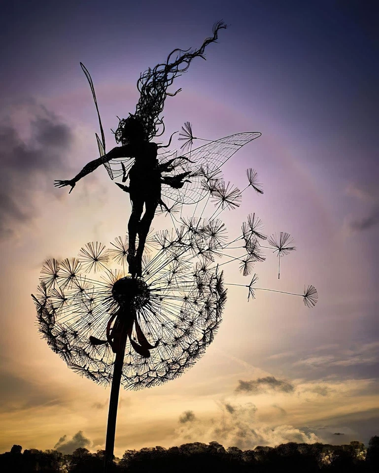 Estátua de aço inoxidável escultura arte jardim fada flor dança com dente-de-leão - Imagem 3 de 4