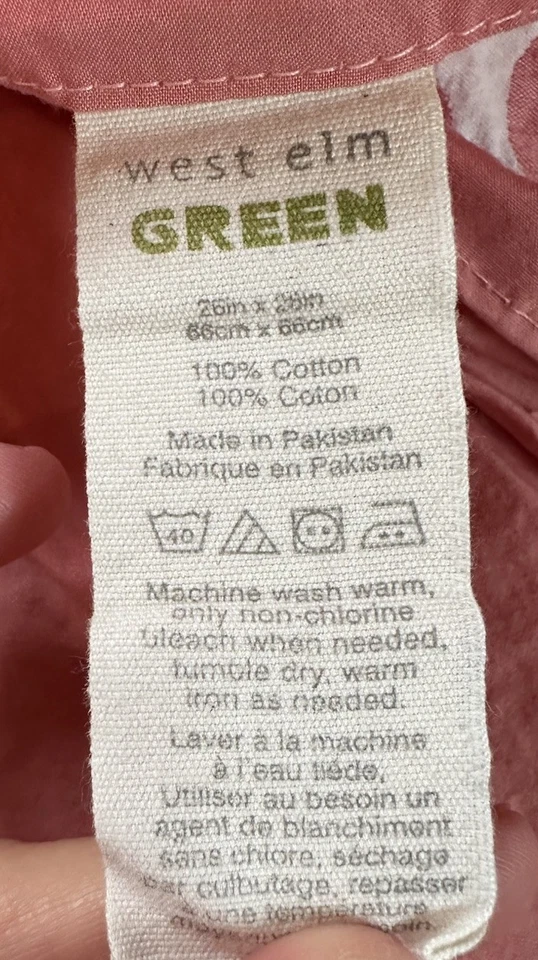 West elm Set of 2 Pillow covers Shams Size 26x24 Pink G1 - Image 4 of 4