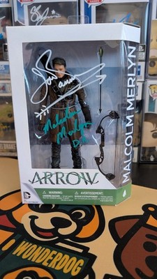 Signierte John Barrowman DC Arrow TV-Serie Actionfigur #12 Malcolm Merlyn SWAU