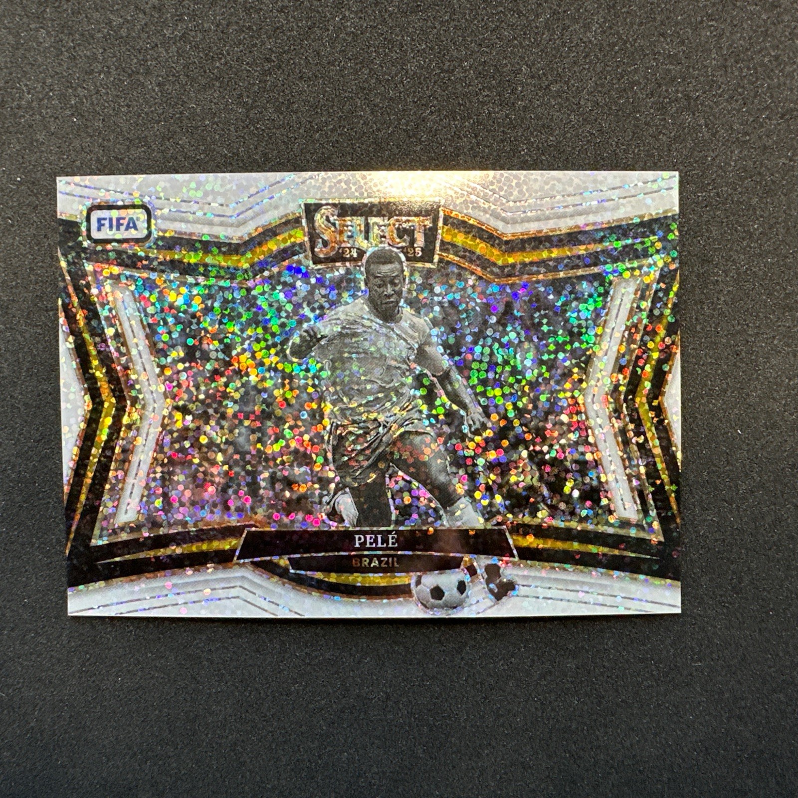 2024-25 Panini Select FIFA Pele Field Level White Sparkle SSP #250 Brazil