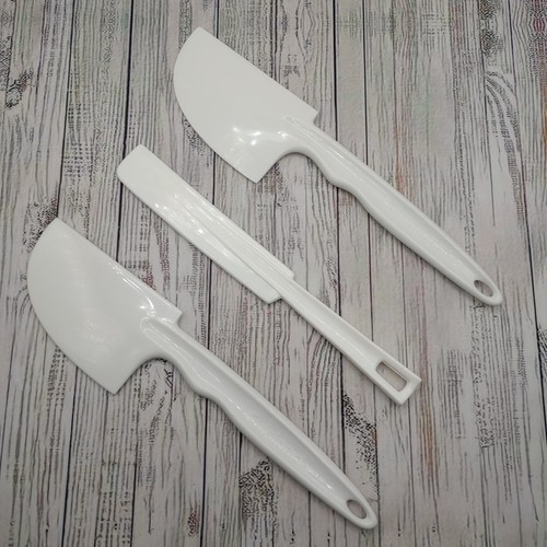Cuisinart Spatula DLC-650 & Small Hard Plastic Processor Bowl Scraper Mixed Lot - Picture 1 of 22