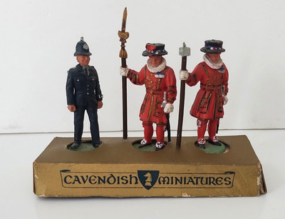 Vintage Set of 3 Cavendish Miniatures Beefeaters and Policeman Made in England