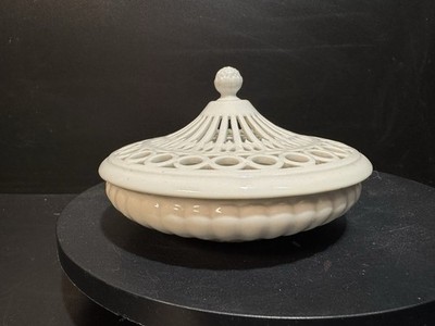 Potpourri-Deckeldose / KPM Berlin, 1914-18