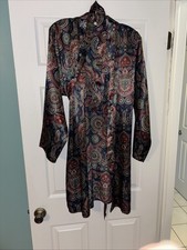 Satin and Beaux Women's Kimono Robe Size Large