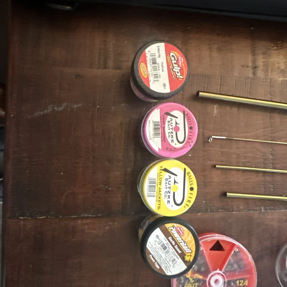 NEW Cabela’s Synch Fly Rod & Reel Combo 9’ 5wt 4pc Freshwater Fishing W/ Extras - Image 2 of 4