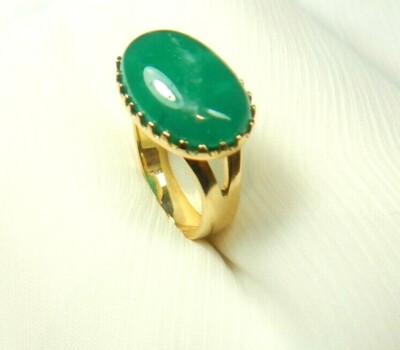 Colombian Cabochon Emerald Ring 7.50 Cts Oval Shape  18K Gold Size 7 US Muzo Min