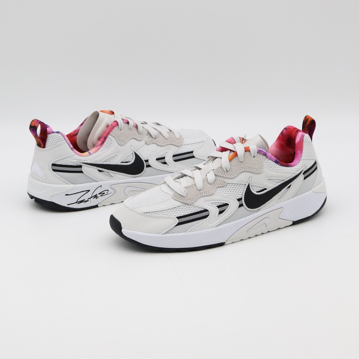 FZ8966-100 Futura Nike Jam Train Electric Platinum Tint Photon