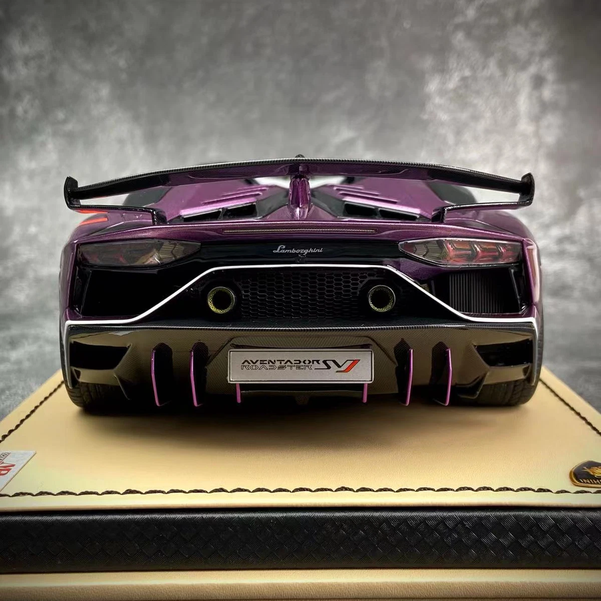 Rare MR 1:18 Lamborghini Aventador SVJ Roadster Viola 30th