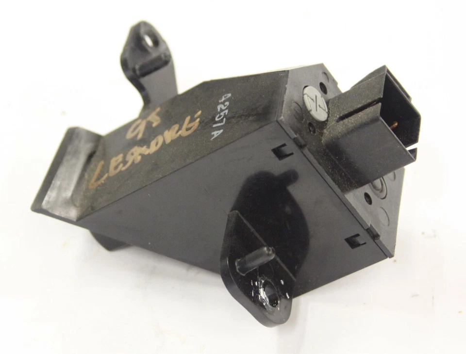 1995 Buick LeSabre OEM питания багажника палубы крышка выпуска кнопка переключатель 92 93 94 95 96 - Изображение 2 из 4