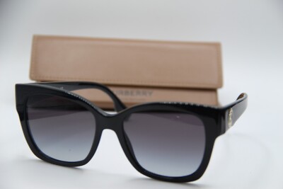 Preloved BURBERRY B4345 Women’s Black Sunglasses and sunglasses case NEW BURBERRY B 4345 3001/8G BLACK GRADIENT AUTHENTIC FRAMES  main image 4