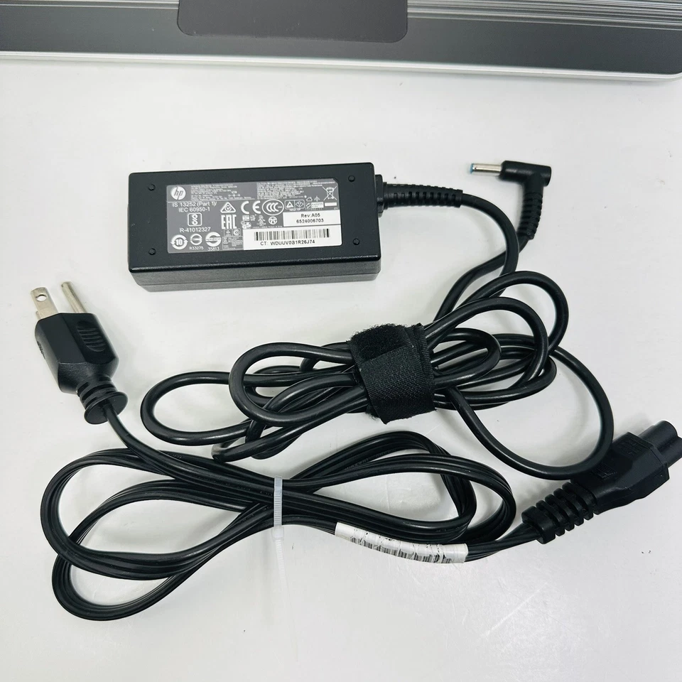 "Laptop HP Pavilion X360 M3 Convertible I3 6 Gb 64 bits Modelo m3-u001dx 13"" Leer Ds" Foto 3 de 4