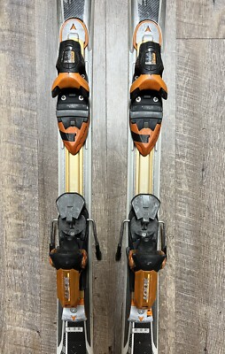 Dynastar Contact 11 All-Mountain 172 Cm Skis W/ LOOK Fluid Dynastar Contact 11 All-Mountain 172 Cm Skis W/ LOOK Fluid