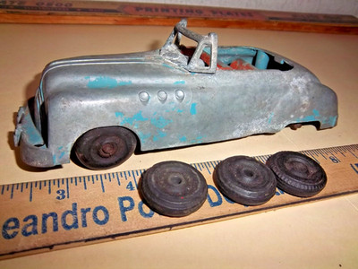 Hubley 1950's Diecast Buick Convertible Car Blue Red Interior #465 Restore or?