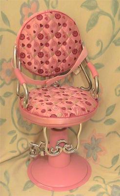Pretty Pink Salon Chair for 18 inch Dolls Nice!