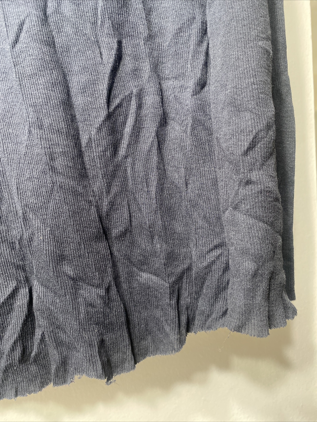 Vince size medium made in Peru basic long sleeve - image 3