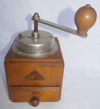 MOULIN à CAFE ANCIEN De Ve avec MOULIN (Dève) des années 50