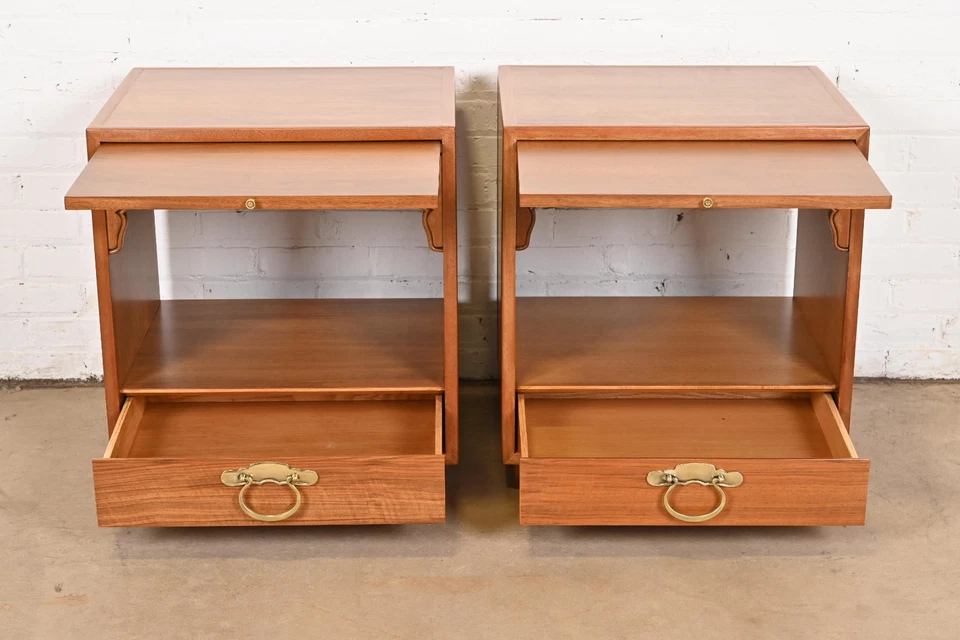 Современные прикроватные тумбочки Hollywood Regency середины века John Widdicomb - Изображение 4 из 4