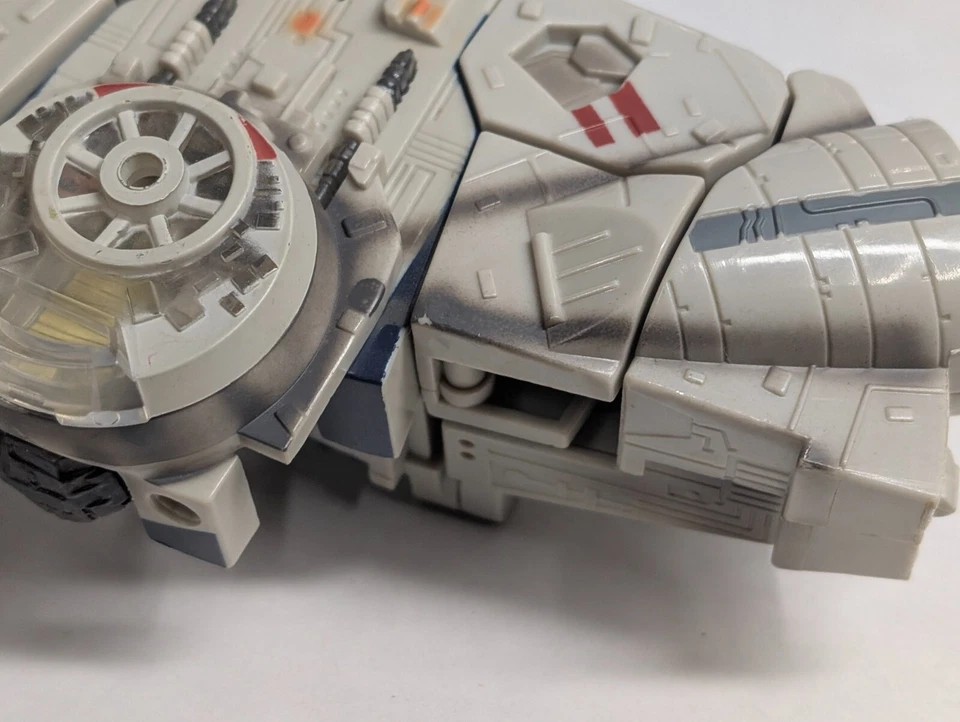 2006 STAR WARS TRANSFORMERS MILLENIUM FALCON HAN SOLO (incomplete for parts) - Image 3 of 4