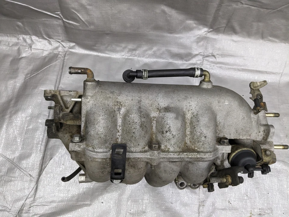 99-00 Mazda Miata MX-5 NB 1.8 Air Intake Manifold OEM  BP4W 1999-2000 - Image 3 of 4