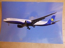 AIRBUS A 330 RWANDAIR F-WWCJ