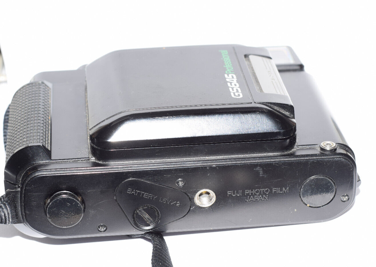 Fuji Fujica GS645 Profesional Medium Format Film Camera | eBay