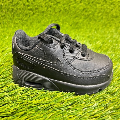 Nike Air Max 90 Triple Negro Niño Pequeño Talla 5C Zapatos Atléticos para Correr Tenis