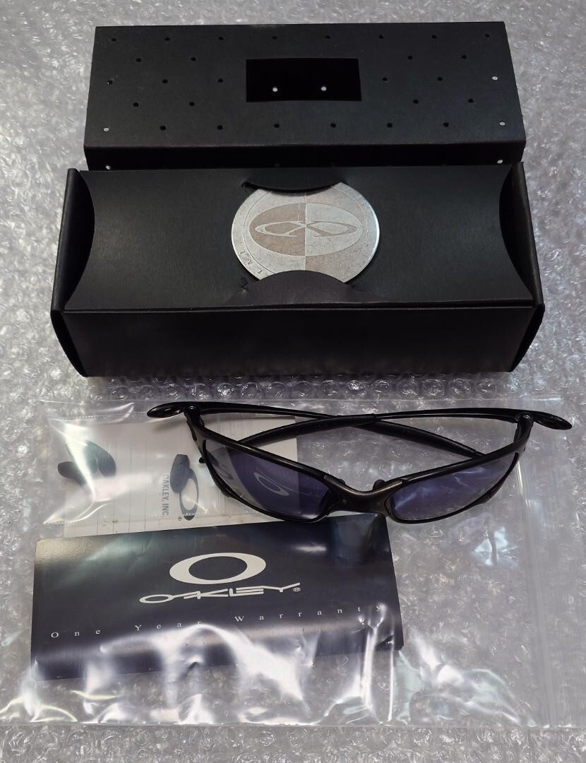 Oakley Juliet X METAL Black Iridium 4th Generation Near Mint Oakley Juliet X METAL Black Iridium 4th Generation Near Mint