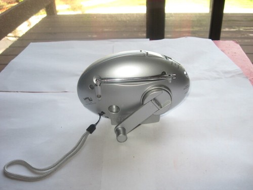 Innovage Outdoor Siren Light FM/AM Radio Due Power Source with Battery Tested - Picture 4 of 4