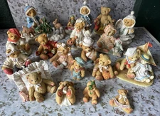 Lot 18 Cherished Teddies Figurines Priscilla Hillman Enesco 1990’s Christmas