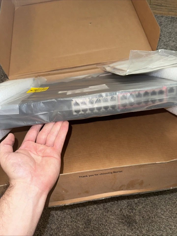 New NORTEL BES120-24T PWR Business Ethernet PoE Switch Unused - Image 3 of 3