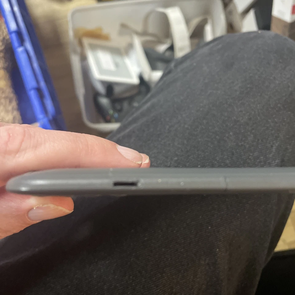 Amazon Paperwhite (5th Gen) WiFi * Please Read Description* W42-cd07 - Image 4 of 4