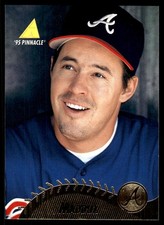Greg Maddux 1995 Pinnacle #244 Braves MLB READ FREE SHIPPING AutographDen