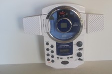 Vintage AM/FM CD Shower Clock Radio TDE Systems