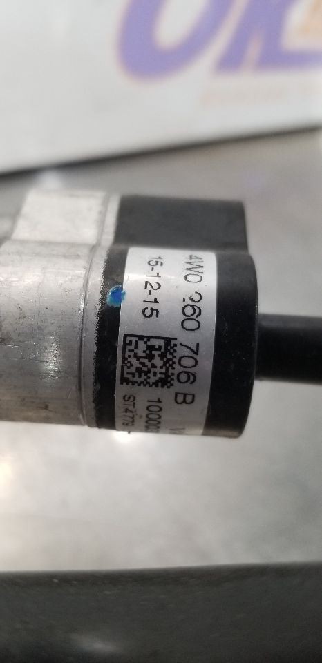 16 BENTLEY CONTINENTAL GTC 6.0L W12 LH HVAC LINES