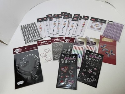 28 Packungen mit selbstklebenden Schmuck Sternchen z.B. VIVA Dekor
