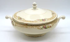 VTG Homer Laughlin China Co Egg Shell by Nautilus Covered Veggie Soup Tureen