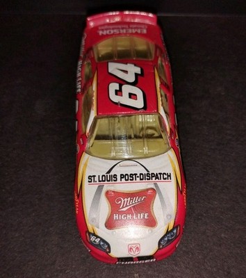 2005 #64 Rusty Wallace Miller High Life St. Louis Dispatch 1/64 NASCAR Loose