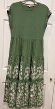 Boden Olive Green Tiered Midi Dress Sz 4 w Delicate White Embroidered On Tiers
