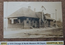RPPC p 1916 Chicago & North Western RR Depot, ASHIPPUN, WIS. REAL PHOTO POSTCARD