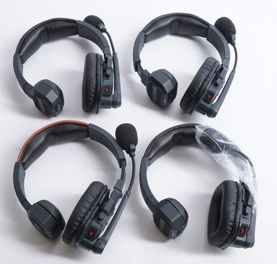 Hollyland Solidcom SE Global 4S 4-Person Single-Ear Headset Intercom System (2.4