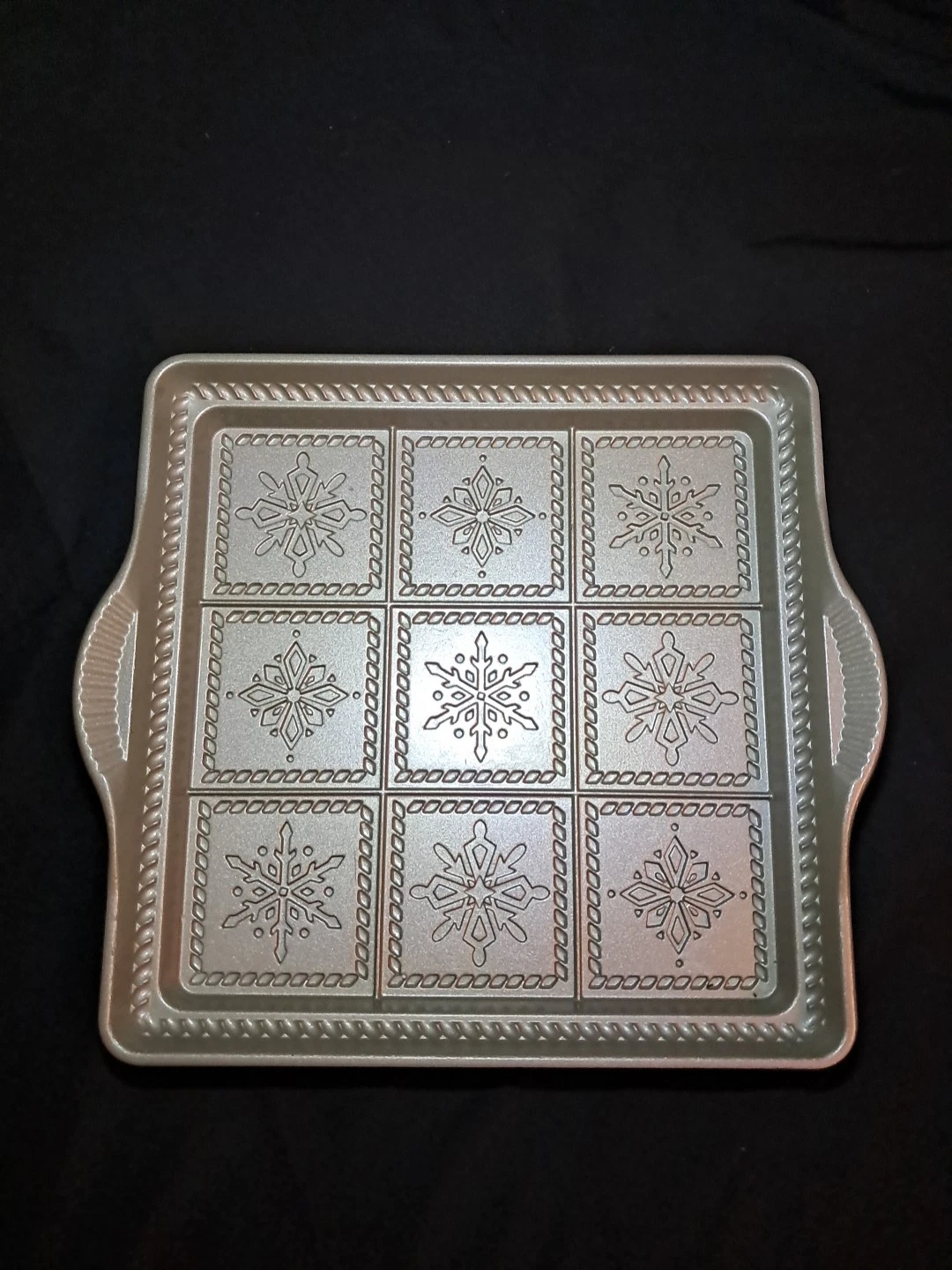 Nordicware Snowflake Shortbread Baking Pan