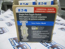 Eaton CSB115V Toggle Switch BOX OF 10 15A 120/277V 1P Comm. Grade Ivory -NEW-B