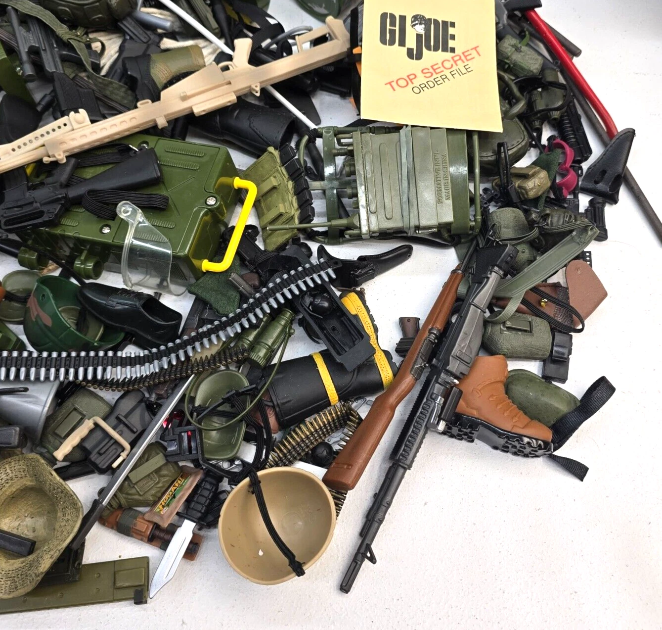  vintage military action figures weapons boat tent clothing chest 
