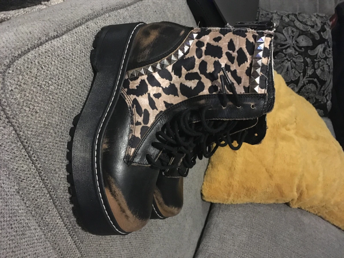 Steve madden hotsell leopard boots