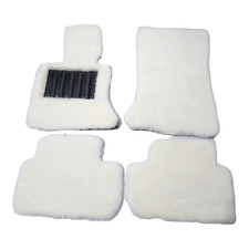 Bespoke Edition 2021-2025 Mercedes Benz Maybach White Sheepskin Floor Mats