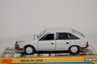 Foto 3 di 19