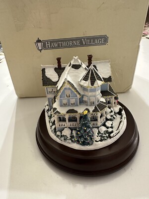 Hawthorne Village T Kinkade Victorian Lights Holiday Gathering 99